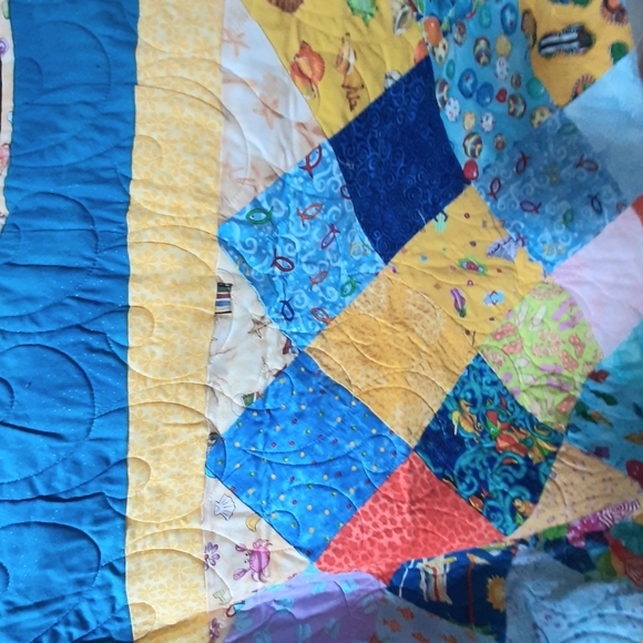 Colorful Handmade Patchwork Quilt - Picture 7 of 9